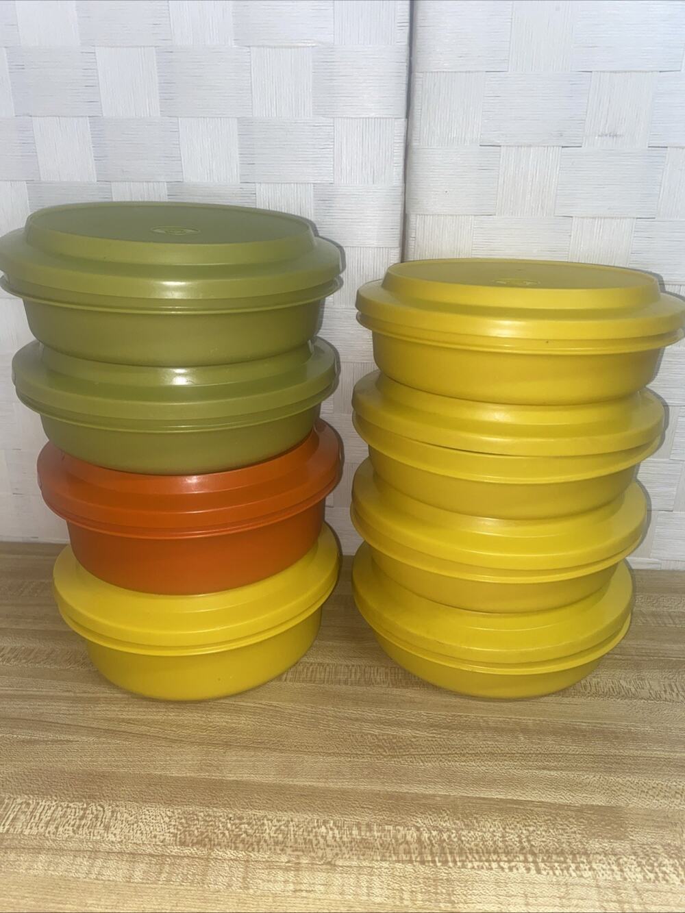 Set Of 8 Vintage 70s Tupperware Seal N Serve Bowls #1206 USA Made Multi Color